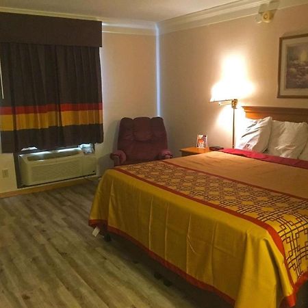 Americas Best Value Inn & Suites Тіф-Рівер-Фолс Екстер'єр фото