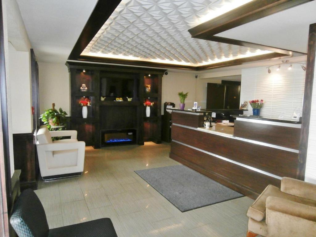 Americas Best Value Inn & Suites Тіф-Рівер-Фолс Екстер'єр фото