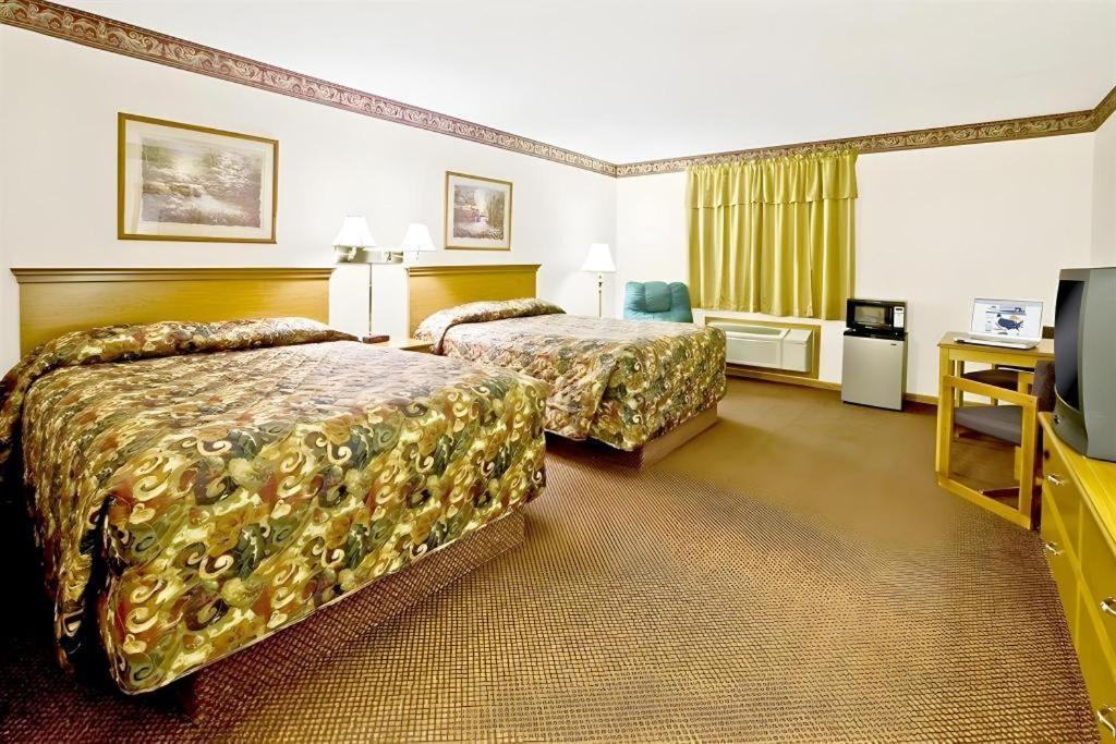 Americas Best Value Inn & Suites Тіф-Рівер-Фолс Екстер'єр фото