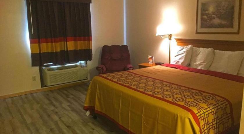 Americas Best Value Inn & Suites Тіф-Рівер-Фолс Екстер'єр фото